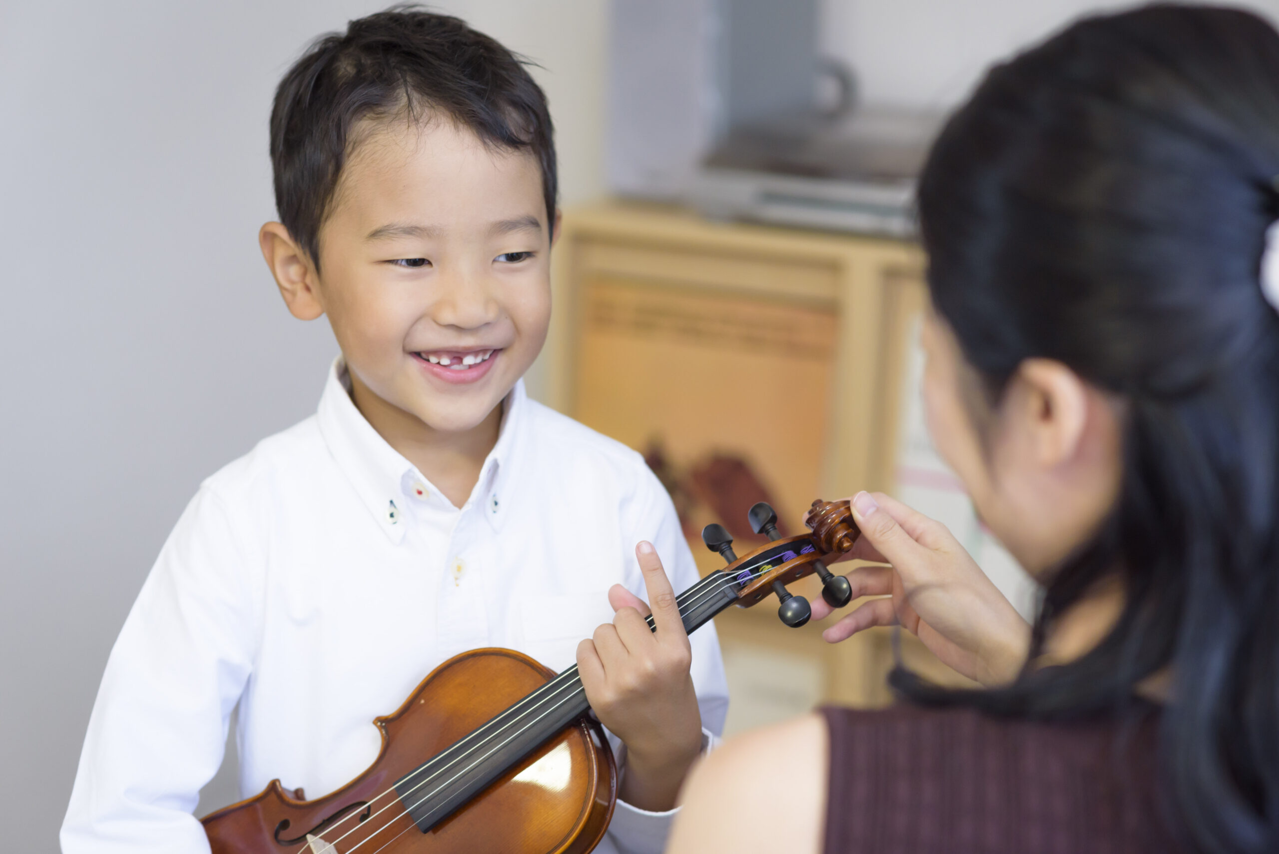 小学1年生さんたち - さかいバイオリン教室 - 3歳から手に入れる音感と